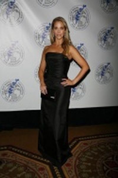 Elizabeth Berkley Photo