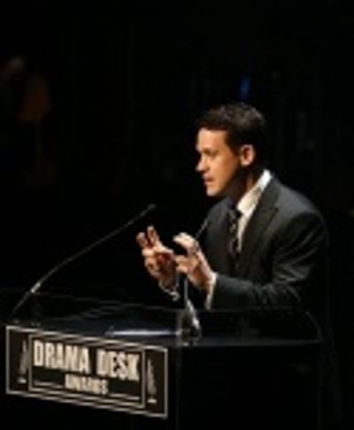 T.R. Knight Photo