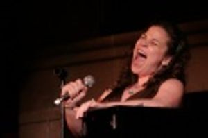 Lindsay Mendez

 Photo