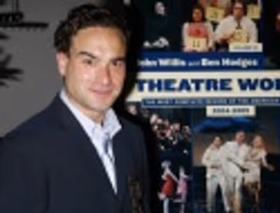Johnny Galecki Photo