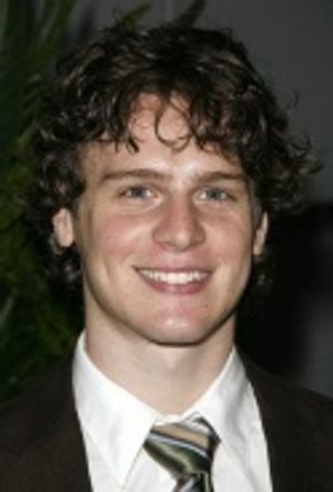 Jonathan Groff Photo