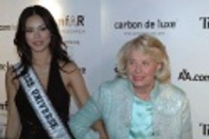 Riyo Mori and Liz Smith Photo