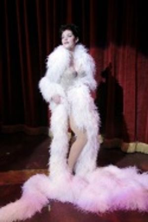 Kelli Barrett - "Let Me Entertain You" Photo