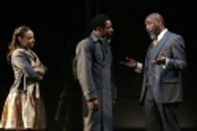 Michelle Beck, Kenajuan Bentley and Robert Jason Jackson as Polonius Photo