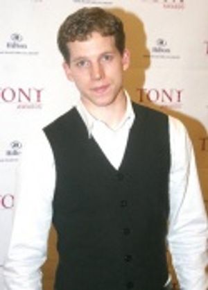 Stark Sands  Photo