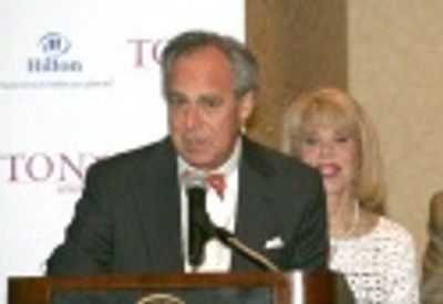 Doug Leeds and Sondra Gilman Photo