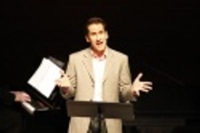 Seth Rudetsky performing â€œIn Shortâ€ (by Benj Pasek and Justin Paul) Photo