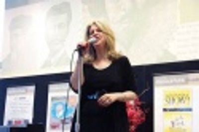 Julie Budd Photo