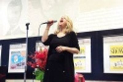 Julie Budd Photo