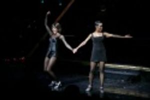 Lisa Rinna and Brenda Braxton Photo