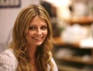 Mischa Barton Photo