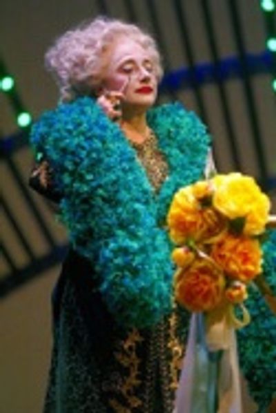 Carol Kane in 'Wicked' Photo