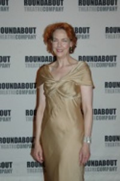 Harriet Harris Photo