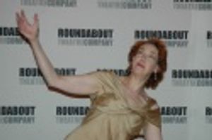 Harriet Harris Photo