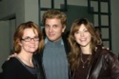 Guest Lea Thompson with Billy Masters and Amy Pietz

 Photo