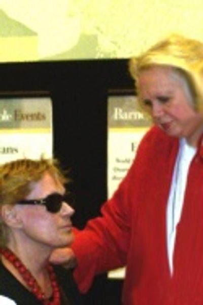 Tony award-winnners Tammy Grimes (Unsinkable Molly Brown, 42nd Street) and Barbara Co Photo