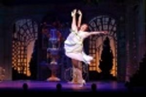 Summer Strallen Photo