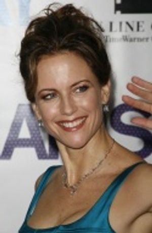 Kelly Preston Photo
