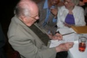 Celebrated Artist Sam Norkin added to the festivities by drawing Drama Desk guest's p Photo