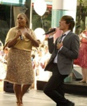 Queen Latifah and Zac Efron Photo