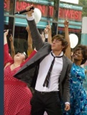 Nikki Blonsky and Zac Efron Photo