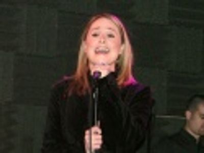Tina Maddigan (formerly of Mamma Mia!) kicked things off
with "Unexpected Song" Photo