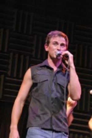 Daniel Reichard  Photo