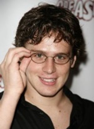 Jonathan Groff Photo