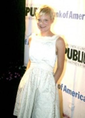 Martha Plimpton Photo