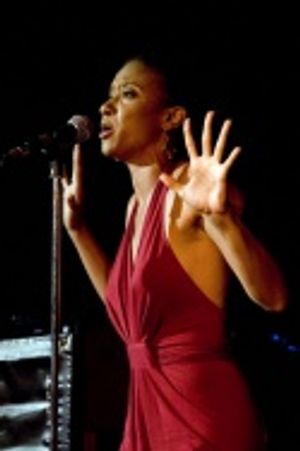 Tracie Thoms Photo