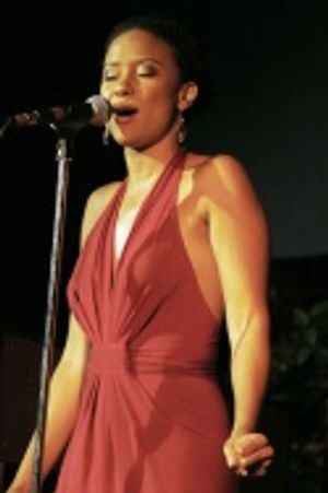 Tracie Thoms Photo