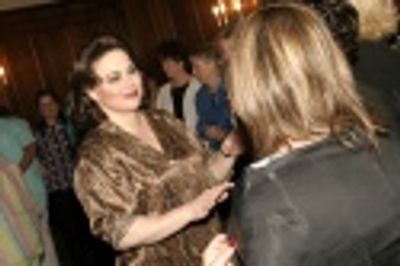 Delta Burke Photo