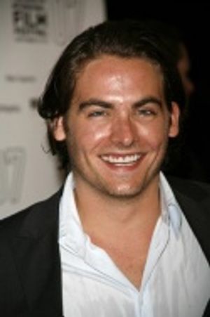 Kevin Zegers Photo