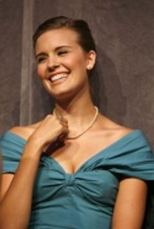 Maggie Grace Photo