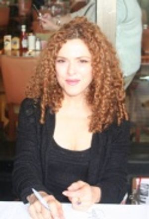 Bernadette Peters Photo