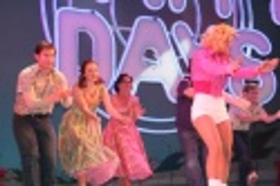 Felicia Finley and Cast Photo