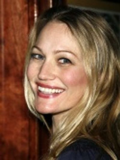 Sarah Wynter
 Photo