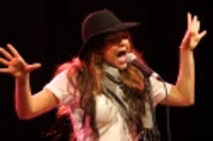 Alisan Porter Photo