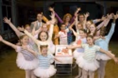 David Furnish, Craig Armstrong, Layton Williams, Jackie Clune, Lee Hall and the balle Photo