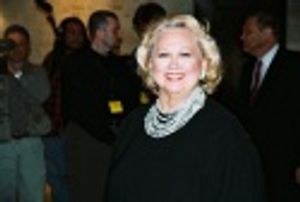 Barbara Cook

 Photo