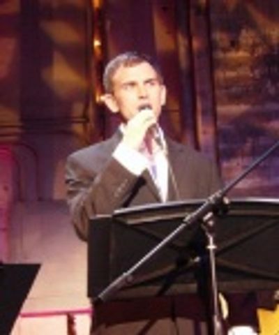 Daniel Reichard, soon to take the title role in Candide at New York City Opera, sang  Photo