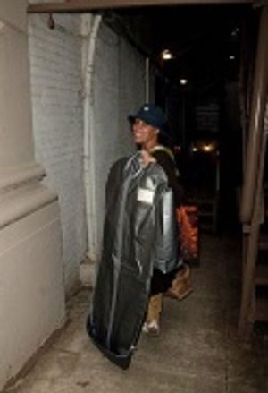 
Linda Powell Arriving Backstage  Photo