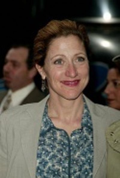 Edie Falco  Photo