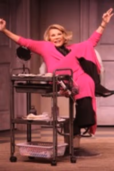 Joan Rivers Delivers the Goods with \'A Work in Progress\' Photo