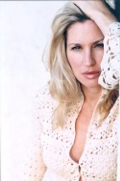 Luba Mason: Creating the Collage

 Photo