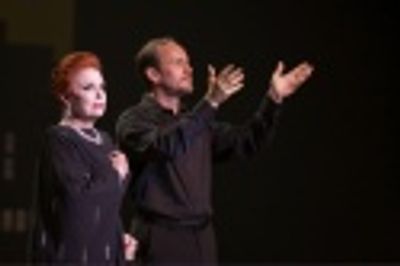 Carole Cook and interpreter Jon Maher Photo