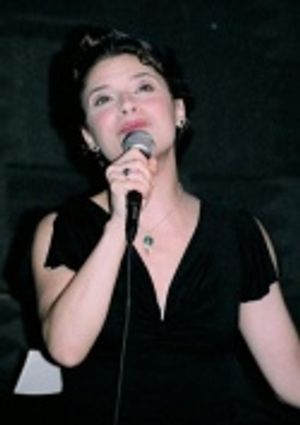 Jenn Gambatese Photo