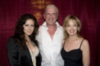 Joley Fisher, Ron Abel and Linda Purl
 Photo