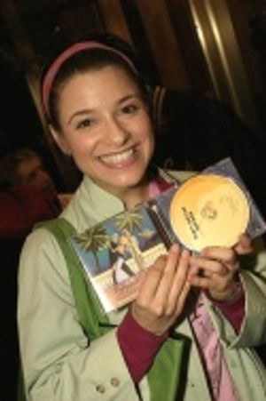 All Shook Up star Jenn Gambatese gets in line for an autograph! Photo