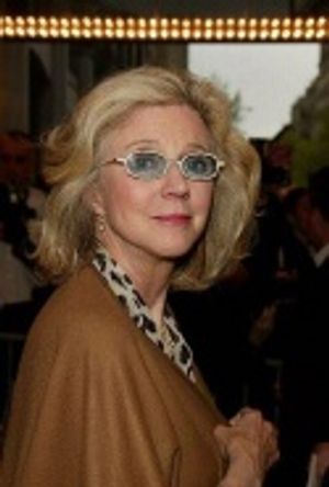 Blythe Danner Photo